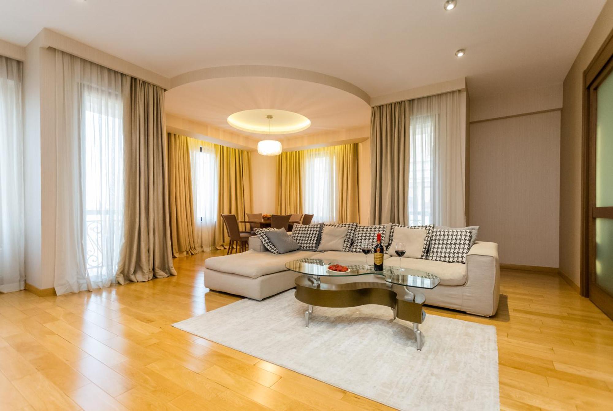 טביליסי The Grand Apartment Lll מראה חיצוני תמונה